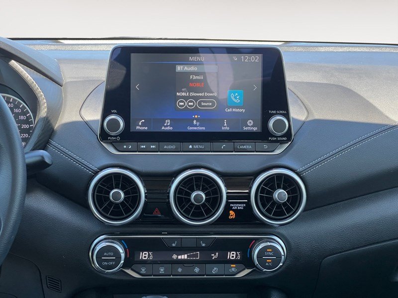 2023 Nissan Sentra SV CVT