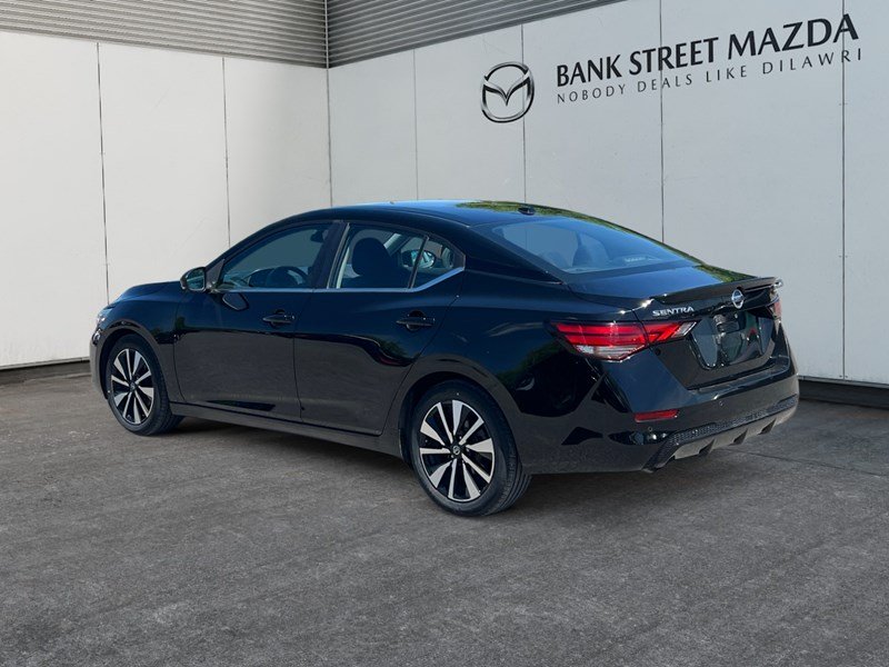 2023 Nissan Sentra SV CVT