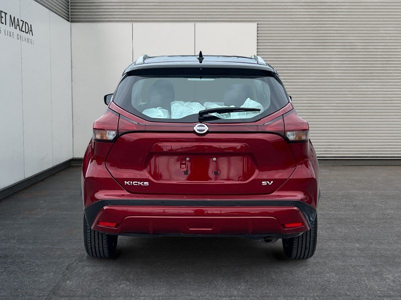 2021 Nissan Kicks SV FWD