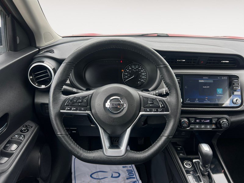 2021 Nissan Kicks SV FWD