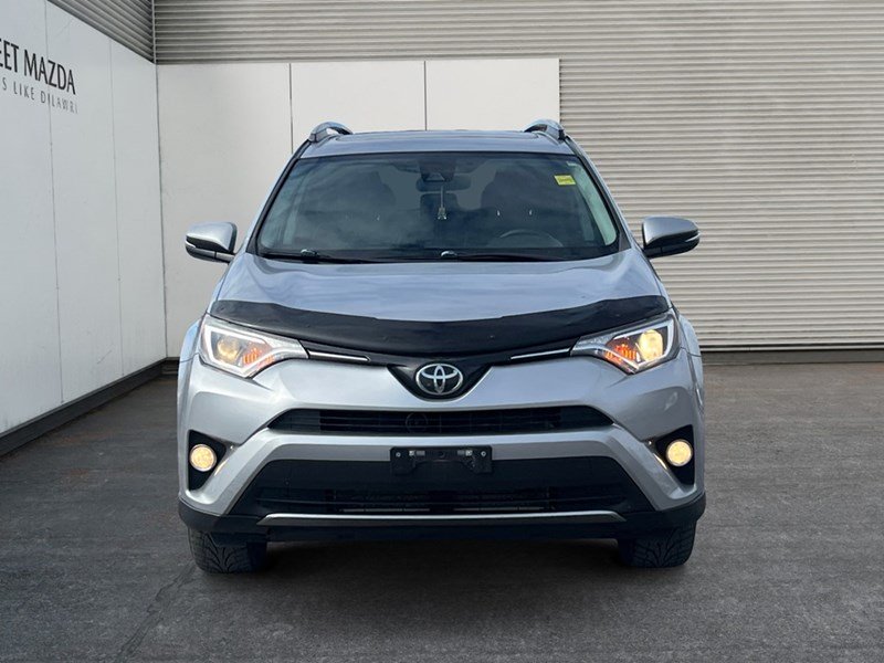 2018 Toyota RAV4 AWD XLE