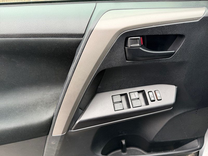 2018 Toyota RAV4 FWD LE