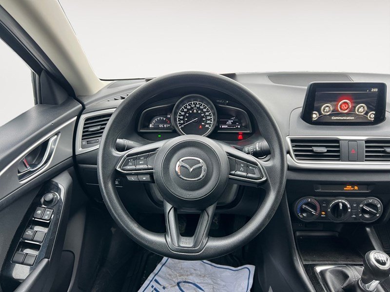 2017  Mazda3 4dr Sdn Auto GX