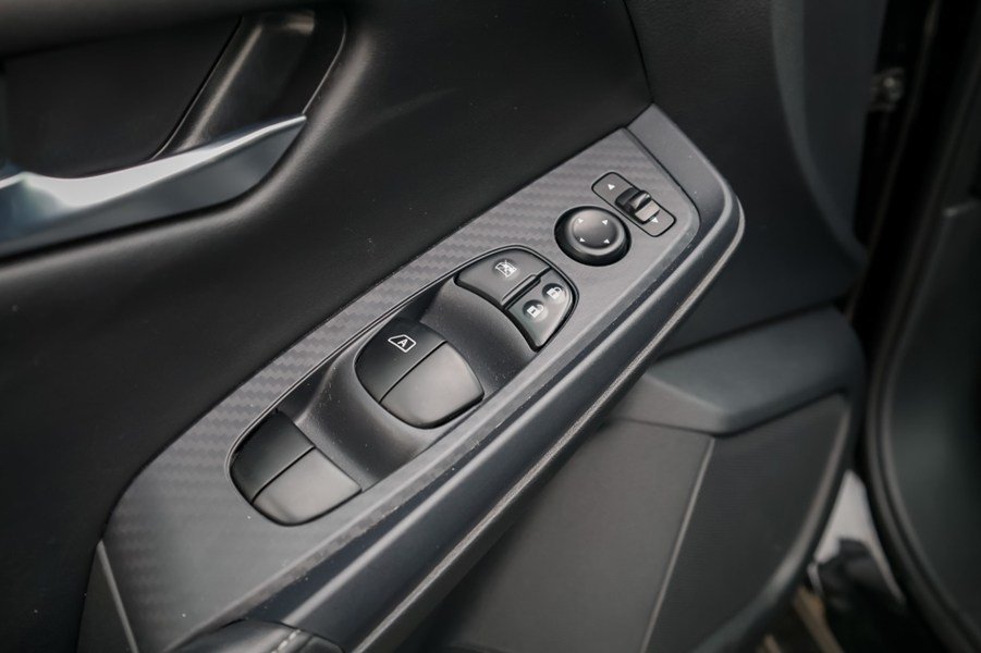 2023 Nissan Sentra SV CVT