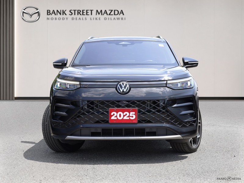 2025 Volkswagen Tiguan Highline R-Line 4MOTION