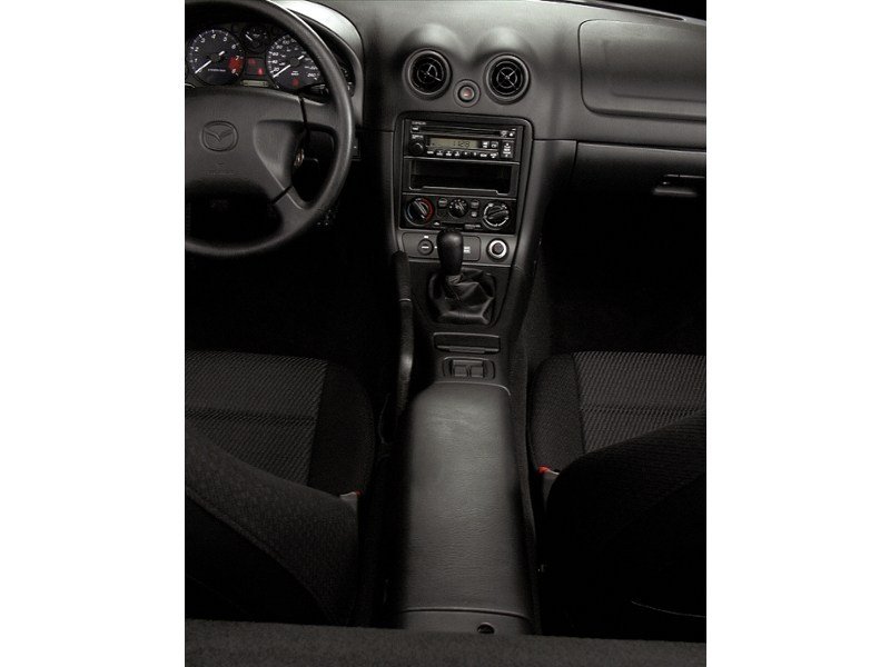 2000 Mazda MX-5 Miata 2dr Conv Auto Interior Shot 2