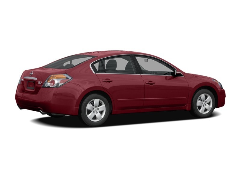 2007 Nissan Altima 4dr Sdn I4 CVT 2.5 S Exterior Shot 2