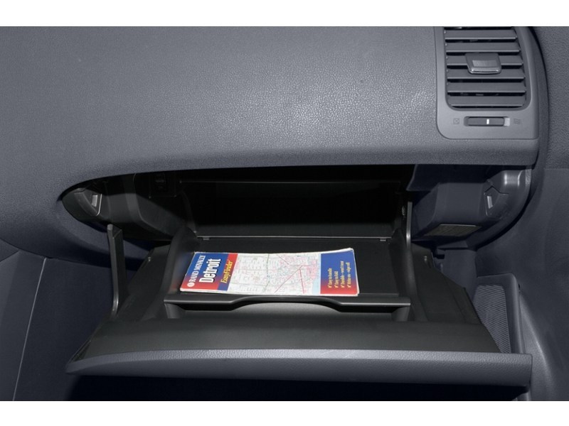 2007 Nissan Altima 4dr Sdn I4 CVT 2.5 S Interior Shot 4