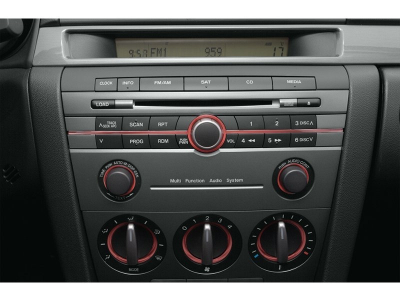 2008  Mazda3 Sport 2008 4dr HB Sport Man GS *Ltd Avail Interior Shot 2