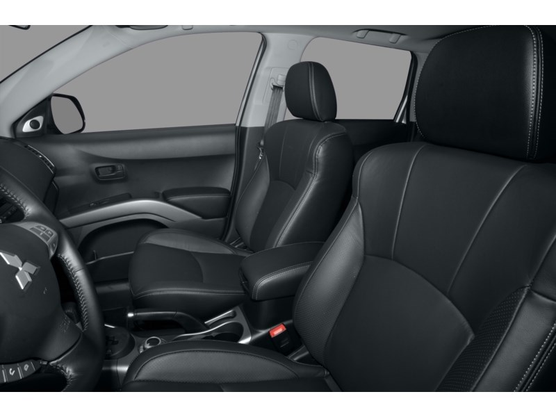 2009 Mitsubishi Outlander 4WD 4dr ES Interior Shot 5