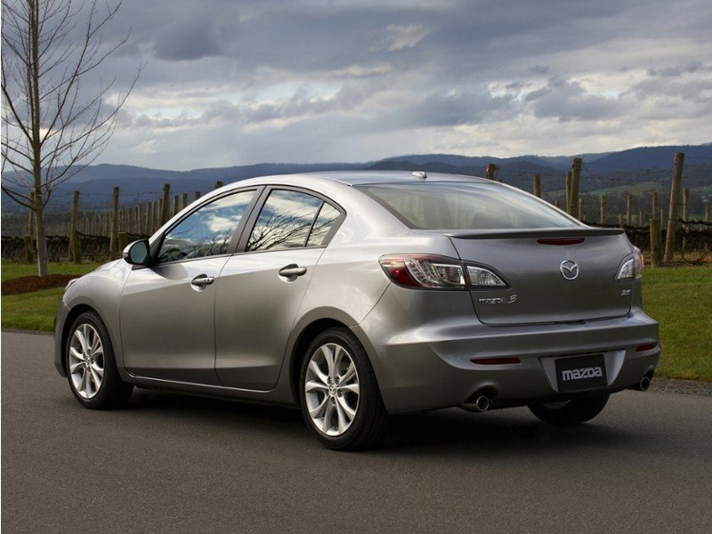 2010  Mazda3 GX (M5) OEM Shot 3