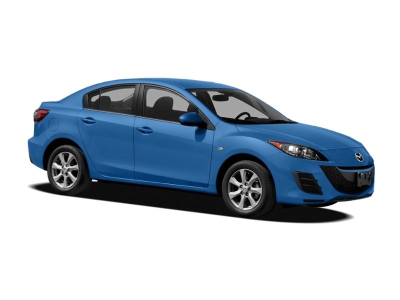 2010  Mazda3 4dr Sdn Auto GS Exterior Shot 9