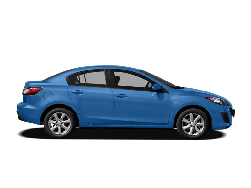 2010  Mazda3 4dr Sdn Auto GS Exterior Shot 11