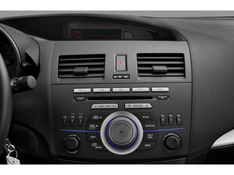 2010  Mazda3 4dr Sdn Auto GS Interior Shot 2