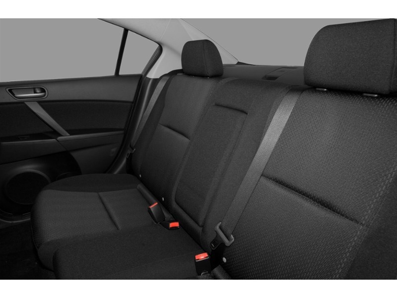 2010  Mazda3 4dr Sdn Auto GS Interior Shot 6