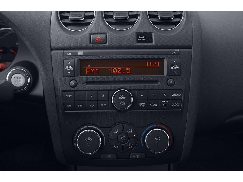 2010 Nissan Altima 2dr Cpe I4 CVT 2.5 S Interior Shot 2