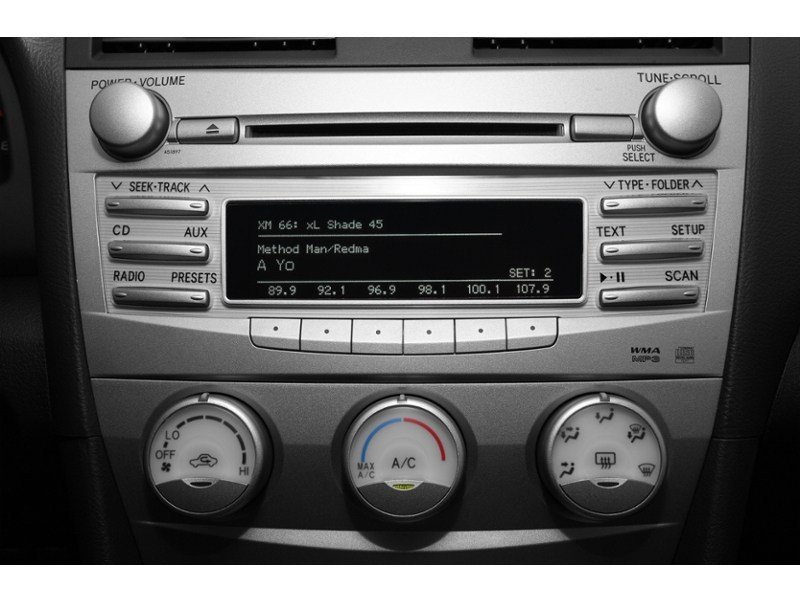 2011 Toyota Camry 4dr Sdn I4 Auto LE Interior Shot 2