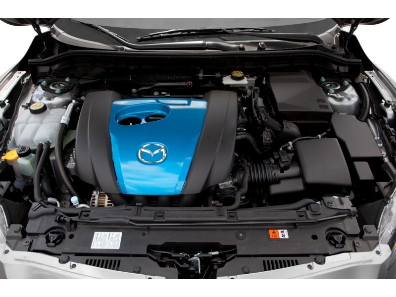 2012  Mazda3 Sport 4dr HB Sport Auto GS-SKY Exterior Shot 3