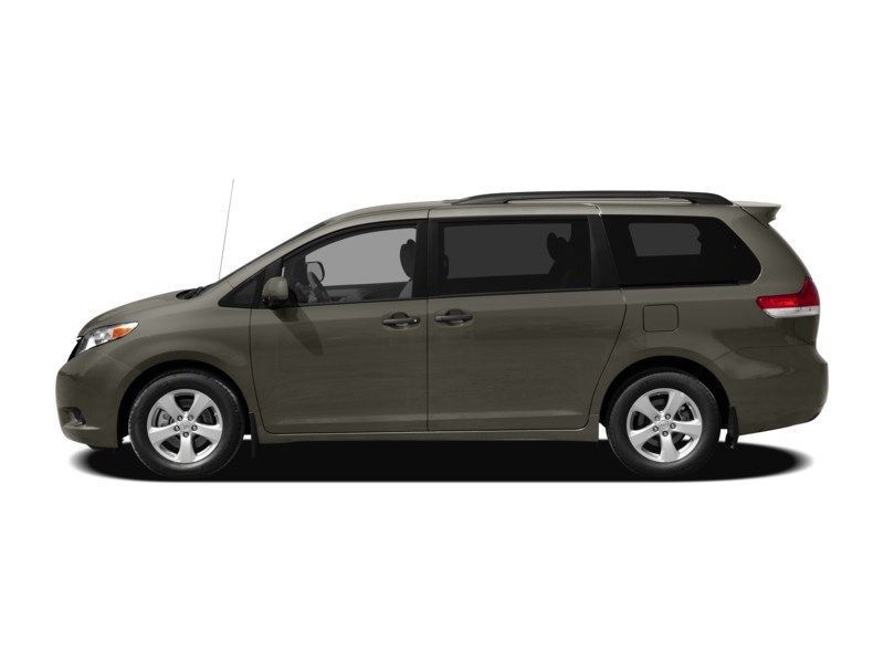 2012 Toyota Sienna 5dr V6 LE 8-Pass FWD Exterior Shot 12