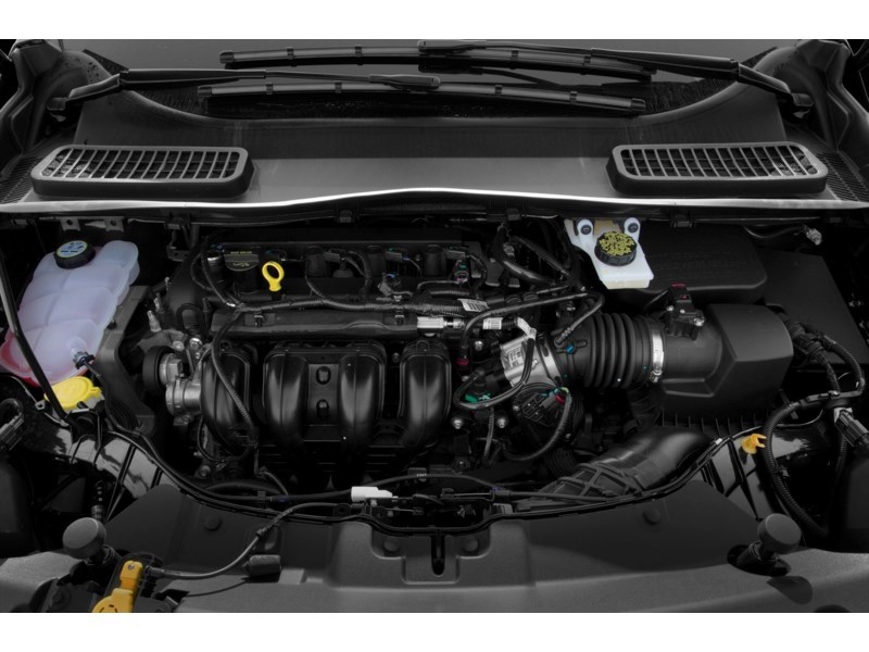 2015 Ford Escape 4WD 4dr SE Exterior Shot 3