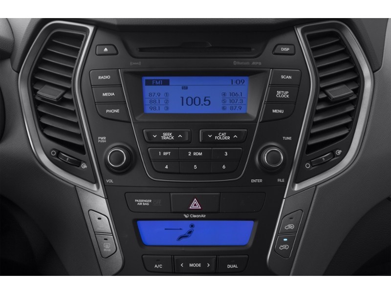 2013 Hyundai Santa Fe Sport FWD 4dr 2.4L Auto Interior Shot 2