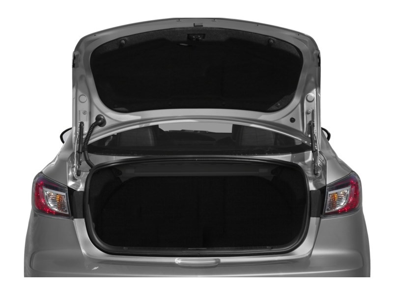 2013  Mazda3 GS-SKY (A6) Exterior Shot 4