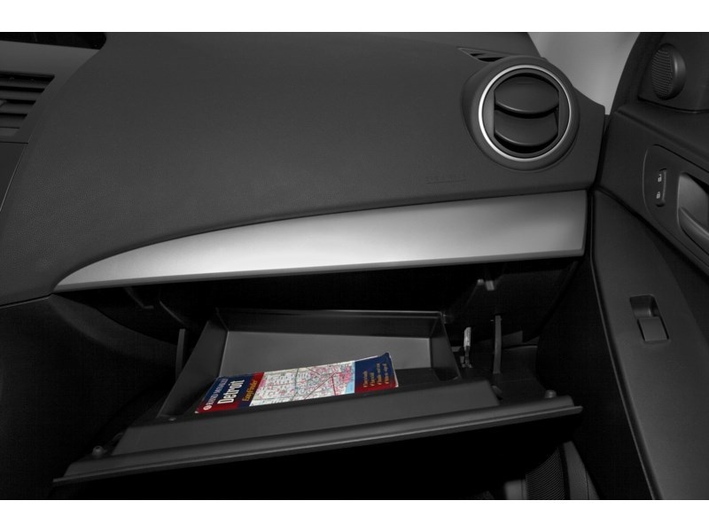 2013  Mazda3 4dr Sdn Auto GS-SKY Interior Shot 3