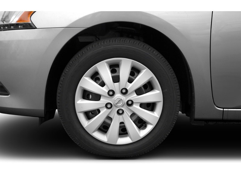 2014 Nissan Sentra 4dr Sdn CVT S Exterior Shot 5