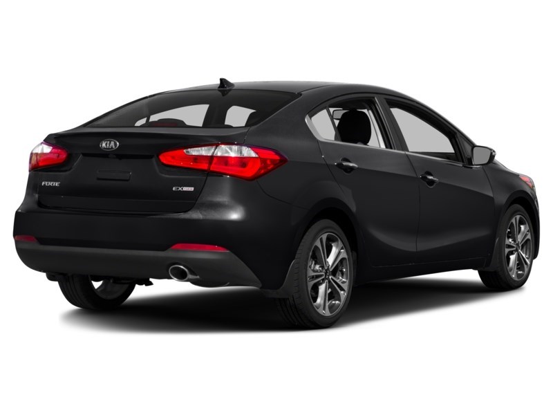 2014 Kia Forte 4dr Sdn Auto LX Exterior Shot 2