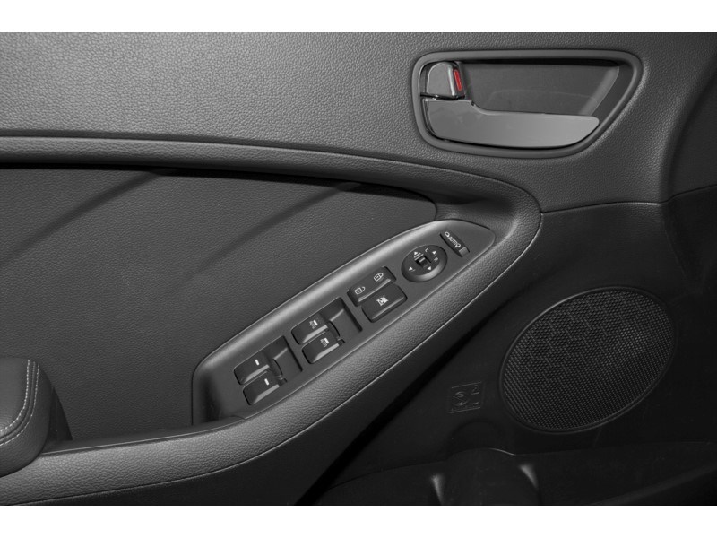 2014 Kia Forte 4dr Sdn Auto LX Exterior Shot 14