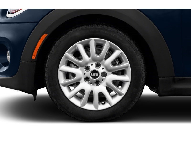 2015 MINI 3 Door 3dr HB Exterior Shot 5