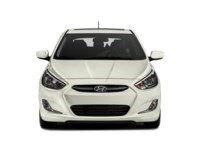 2017 Hyundai Accent 5dr HB Auto SE Exterior Shot 6