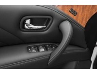 2016 INFINITI QX80 4WD 4dr 7-Passenger Exterior Shot 14