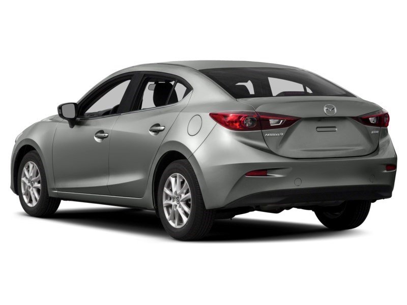 2016  Mazda3 4dr Sdn Auto GS Exterior Shot 10