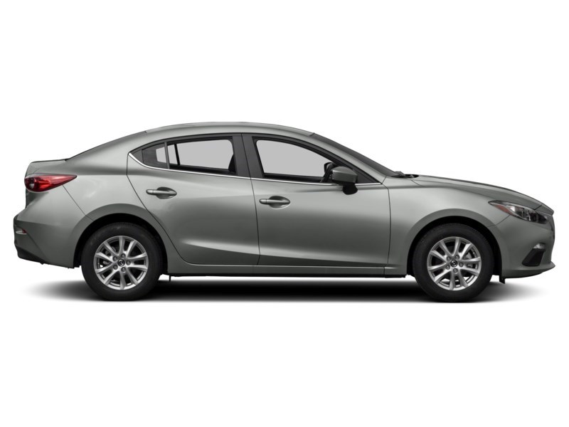 2016  Mazda3 4dr Sdn Auto GS Exterior Shot 11