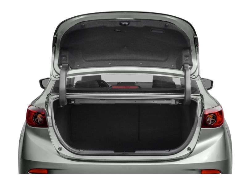 2016  Mazda3 4dr Sdn Auto GS Exterior Shot 4