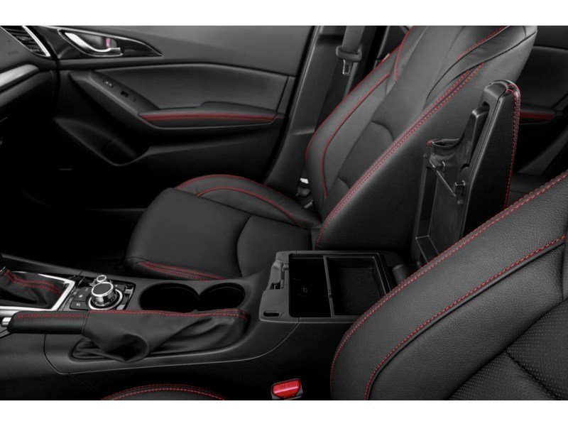 2016  Mazda3 4dr Sdn Man GT Exterior Shot 12