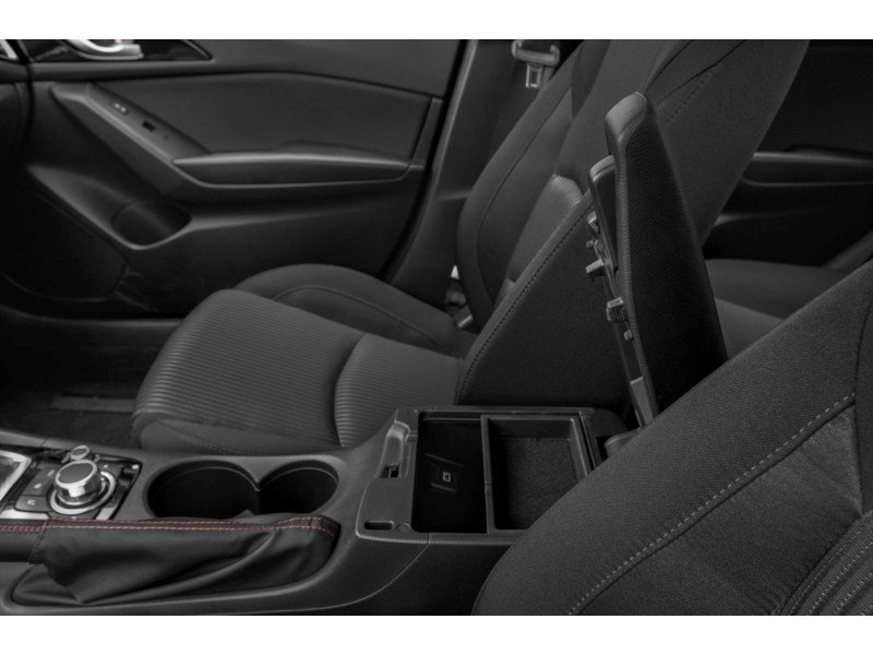 2016  Mazda3 Sport 4dr HB Sport Auto GS Interior Shot 7