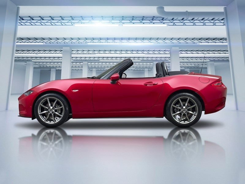 Ottawa's 2021 Mazda MX-5 GS (A6) New Model Vehicle Information