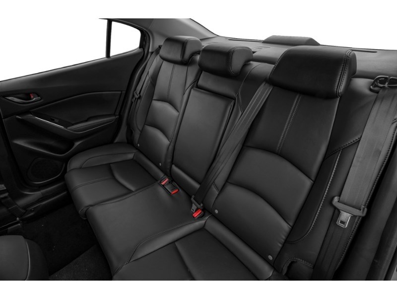 2018  Mazda3 SE Auto Interior Shot 5