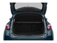 2018  Mazda3 Sport GS Manual Exterior Shot 4