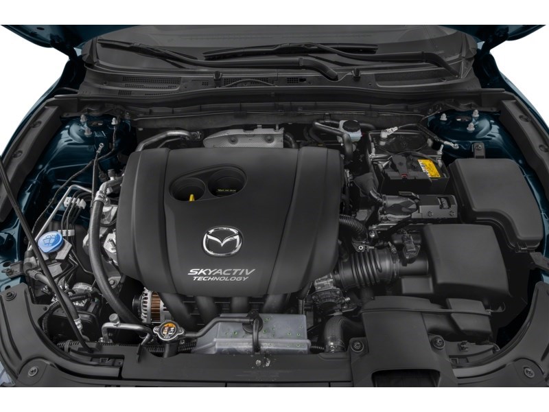 2018  Mazda3 Sport GS Manual Exterior Shot 3