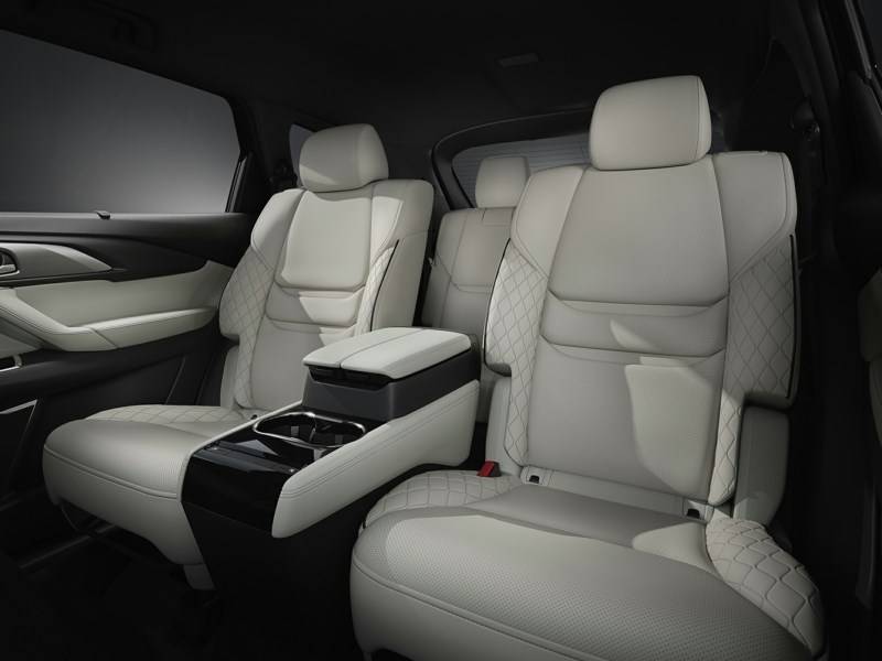 Ottawa's 2022 Mazda CX-9 Kuro Edition New Model Vehicle
