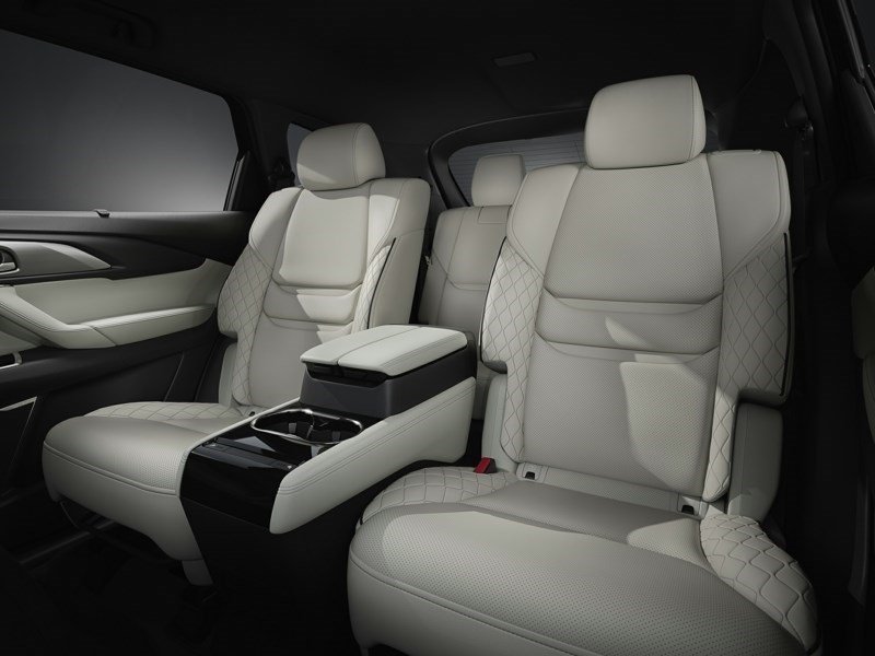 2023 Mazda CX-9 Signature OEM Shot 7