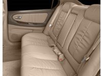 2001 Nissan Maxima 4dr Sdn GLE Auto Interior Shot 6