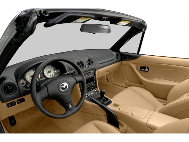 2002 Mazda MX-5 Miata 2dr Conv Auto Interior Shot 2