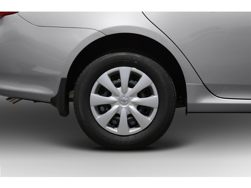 2010 Toyota Corolla 4dr Sdn Auto CE Exterior Shot 5