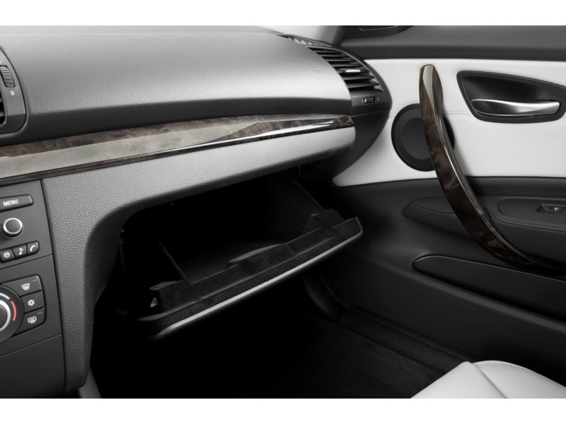 2013 BMW 128 2dr Cpe 128i Interior Shot 3