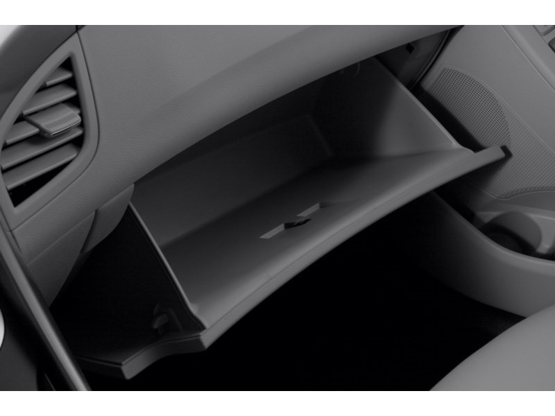 2013 Hyundai Elantra 4dr Sdn Man GL Interior Shot 3