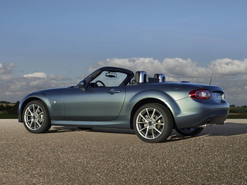 2013 Mazda MX-5 GX (M5) OEM Shot 3